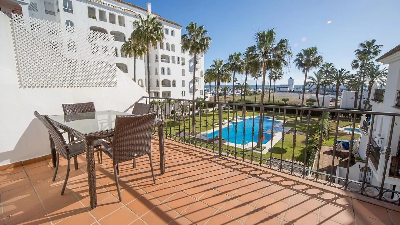 Marina Real 406 location